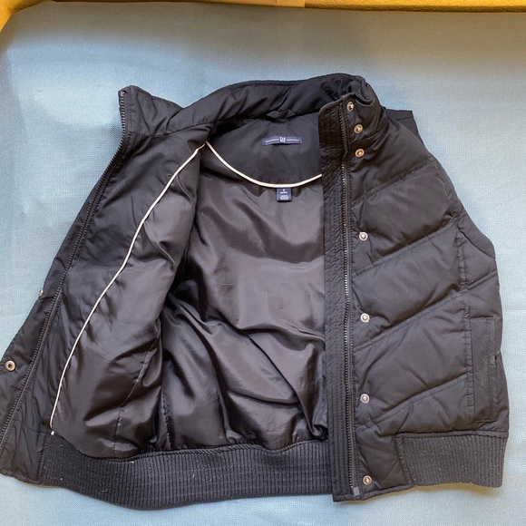 Gap - Picture 2 of 3